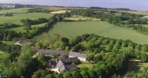 La proximité de la plage au calme de la campagne !